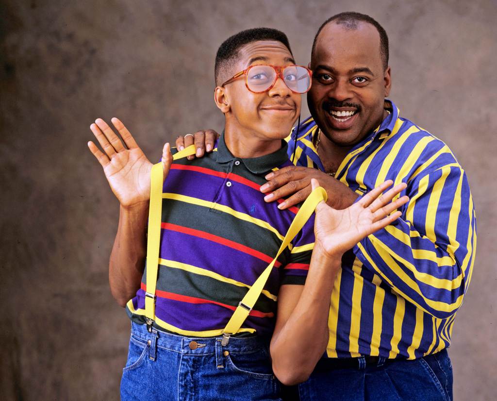 Jaleel White and Reginald VelJohnson posing together in 1994.