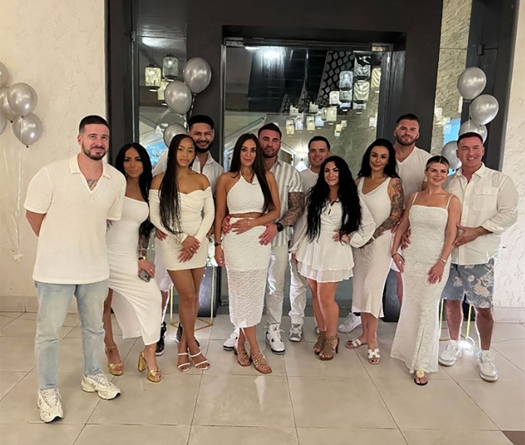 "Jersey Shore: Family Vacation" Season 8 cast