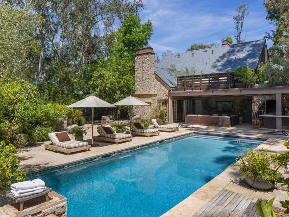 Olivia Culpo and Christian McCaffrey's home from George Clooney