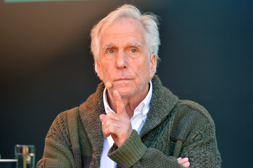 Henry Winkler pointing