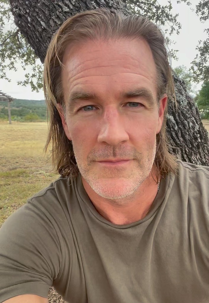 James Van Der Beek selfie