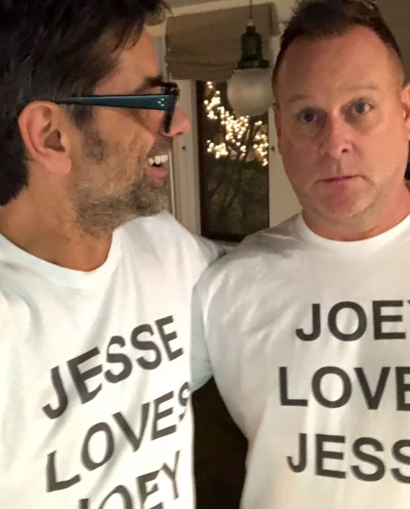 John Stamos poses with Dave Coulier.