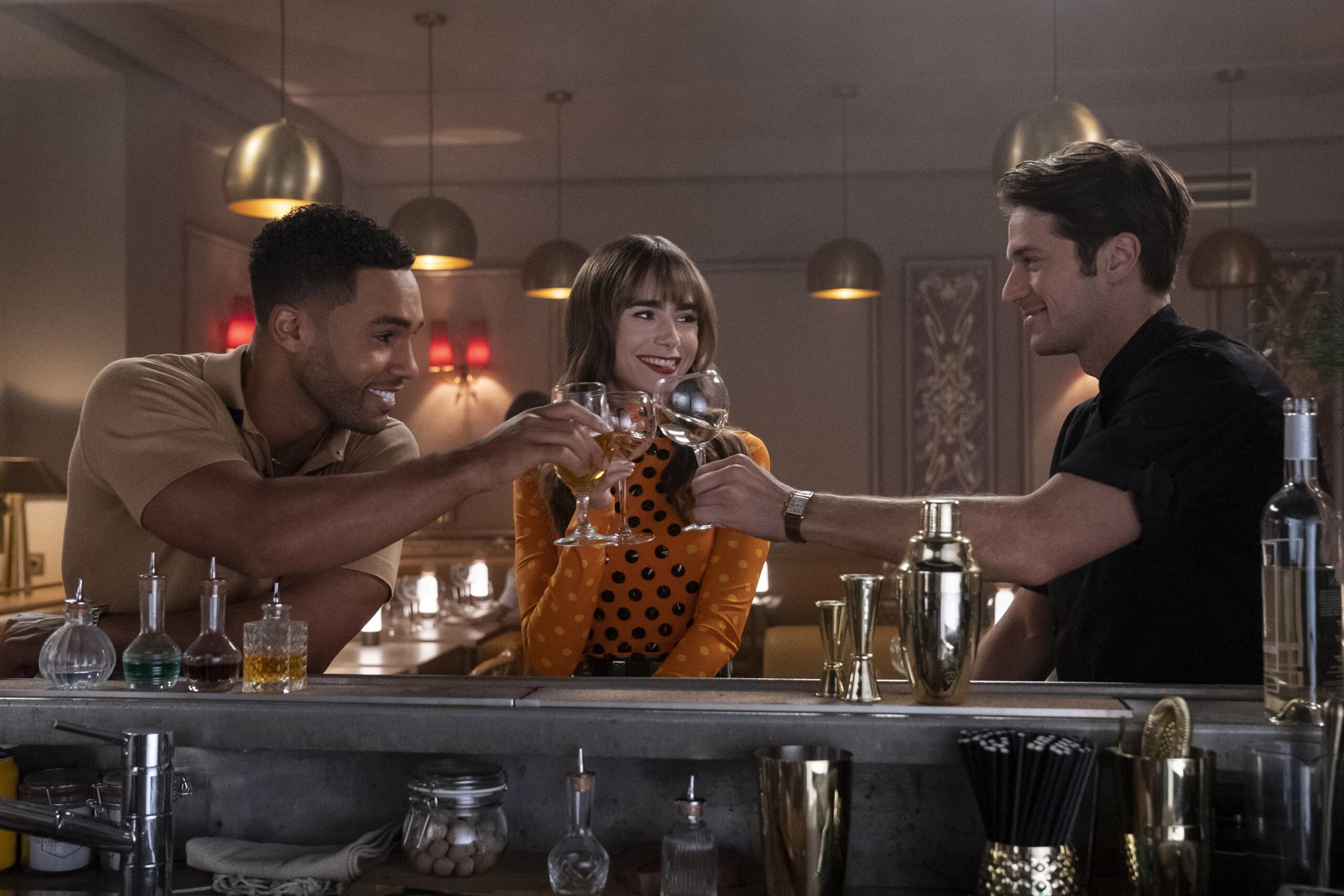 Lucien Laviscount, Lily Collins, Lucas Bravo,