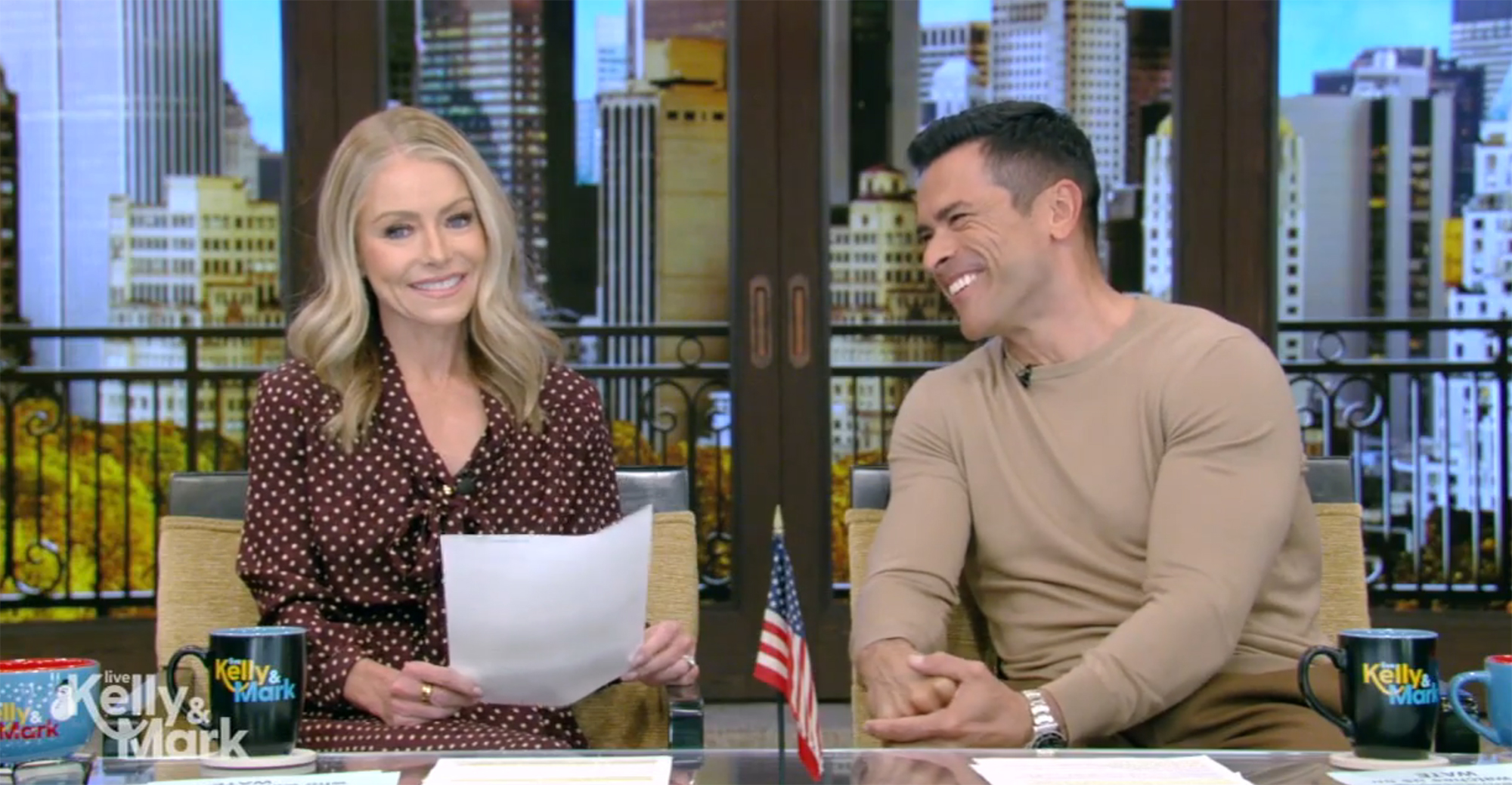 Mark Consuelos and Kelly Ripa on "Live"