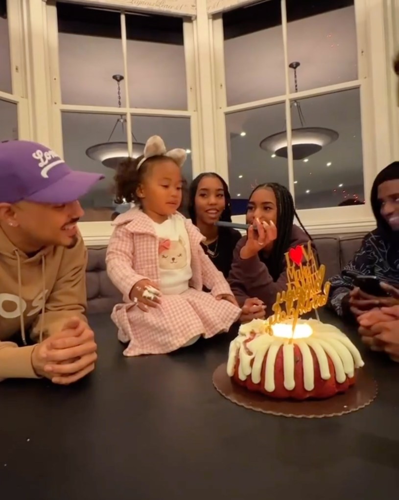 Sean "Diddy" Combs' kids sing him "Happy Birthday" over the phone.