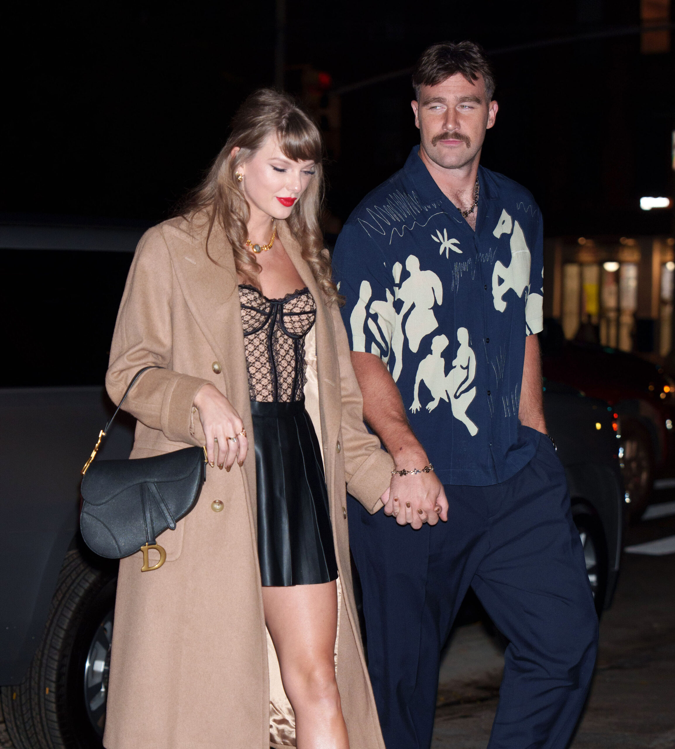 Taylor Swift and Travis Kelce hold hands in NYC.