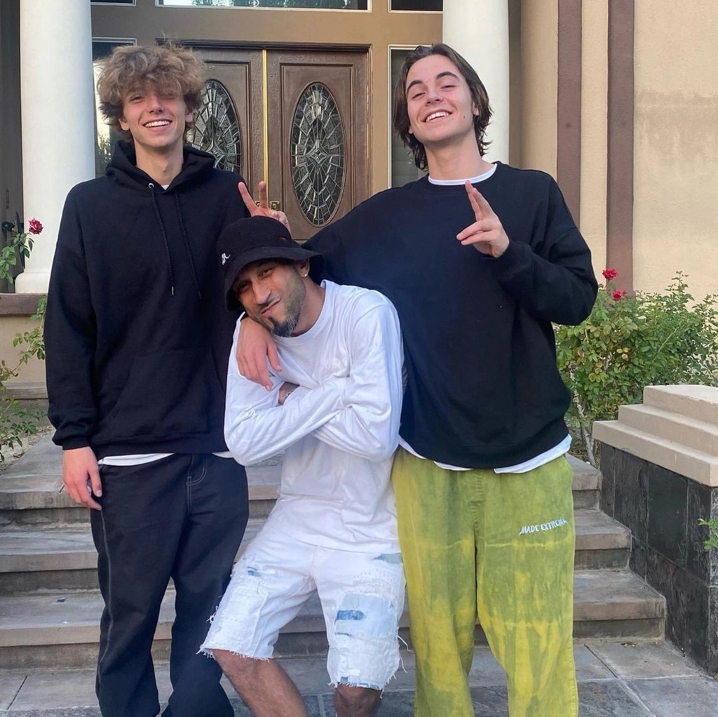 Sean Preston, Jayden and Kevin Federline posing together.