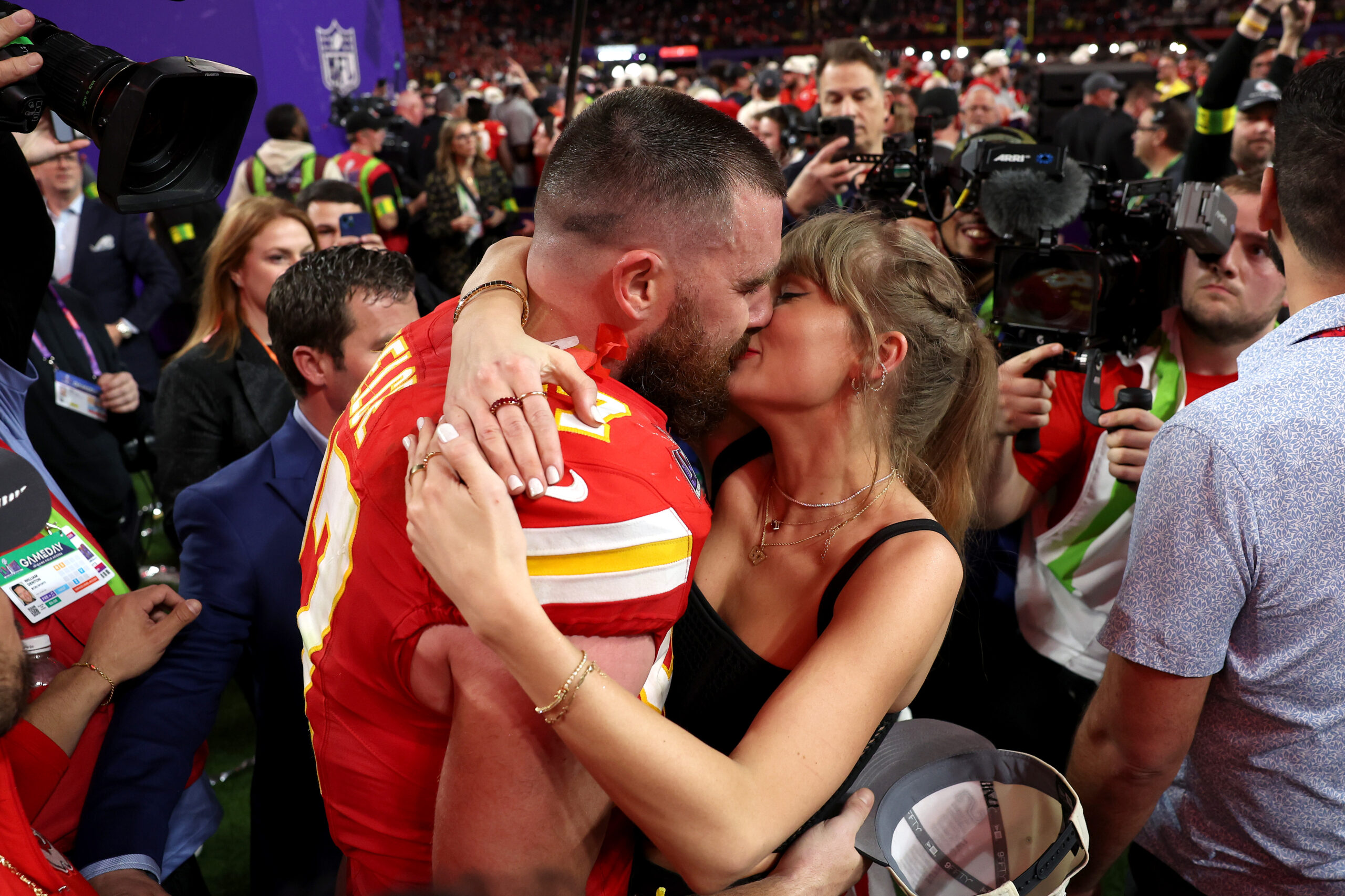 Taylor Swift and Travis Kelce.