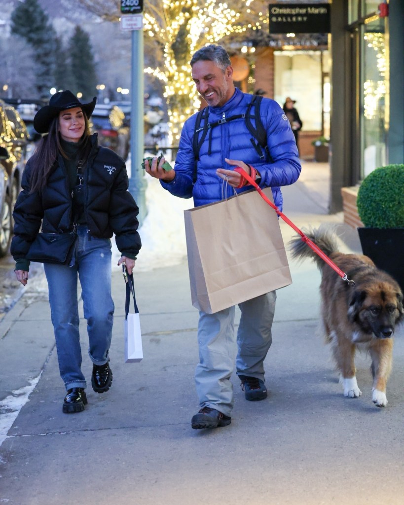 Kyle Richards and Mauricio Umansky stepped out to shop in Aspen, Colo., on Saturday.