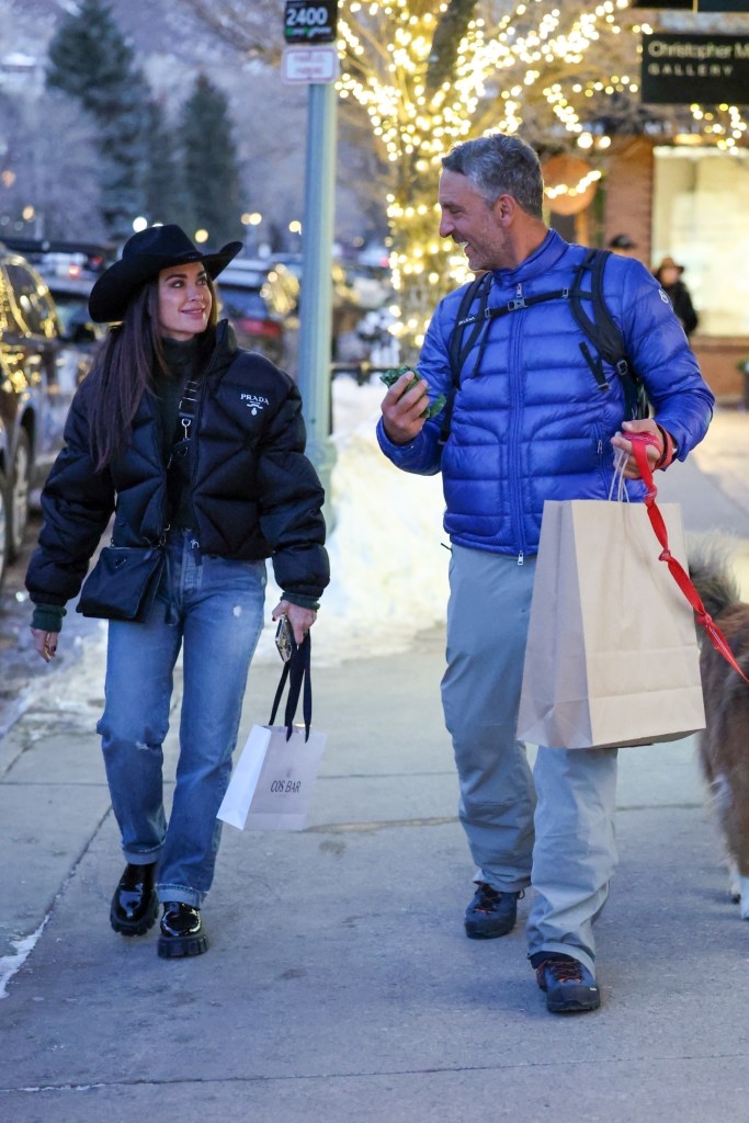 Kyle Richards and Mauricio Umansky stepped out to shop in Aspen, Colo., on Saturday.