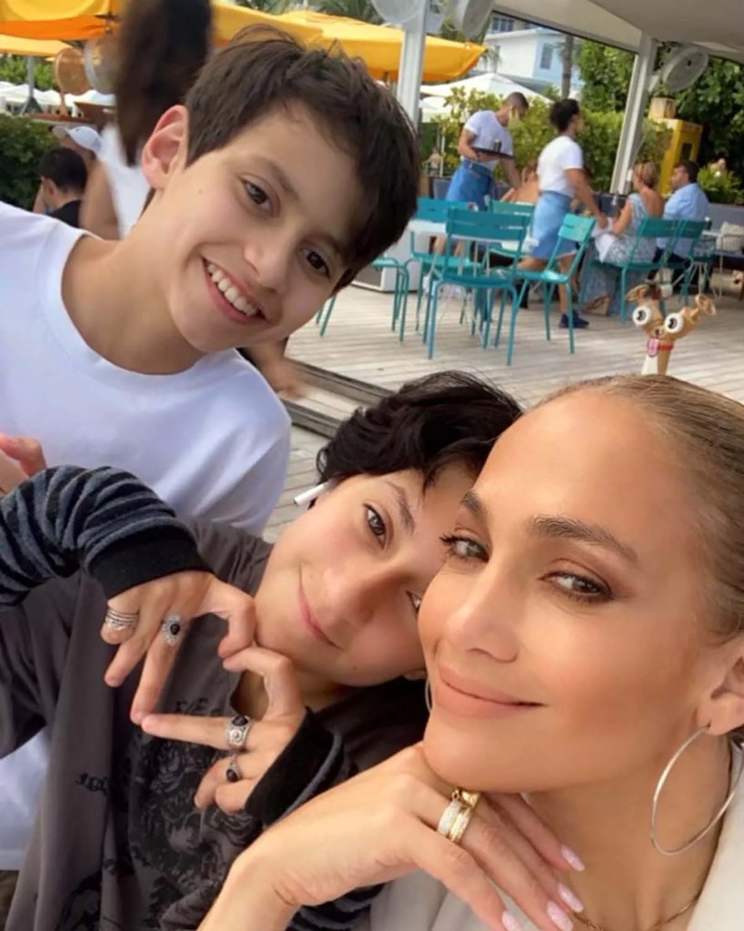 JLO with her twins