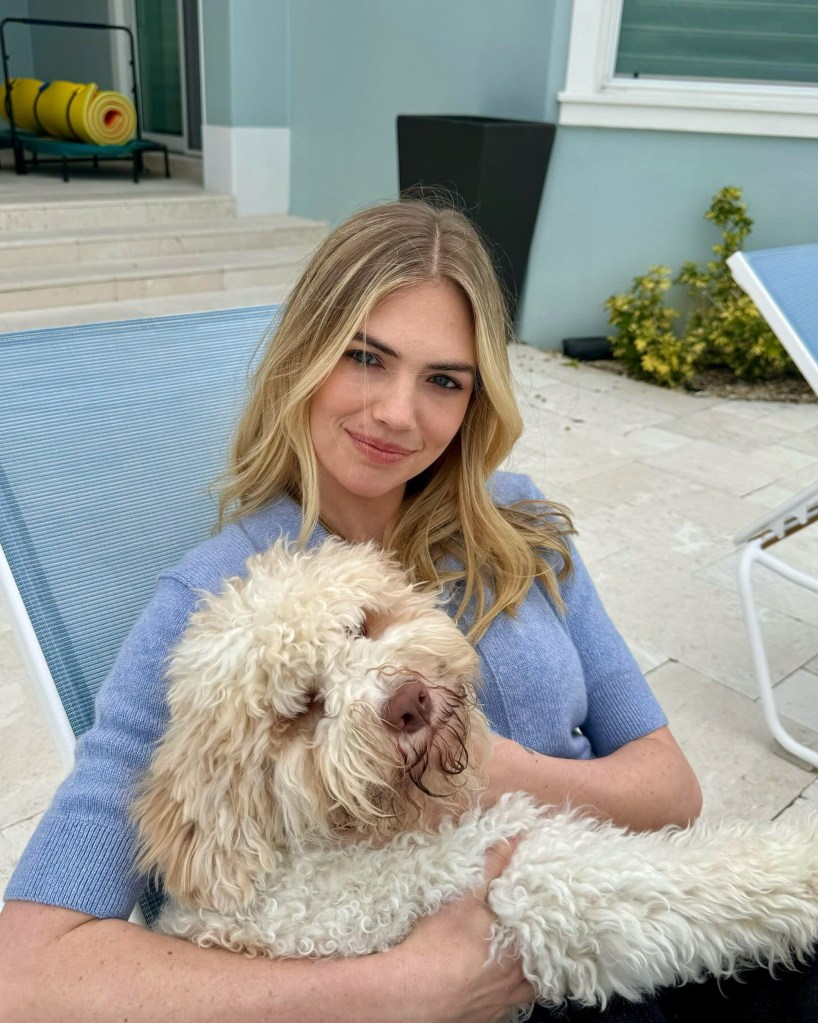 Kate Upton with her dog