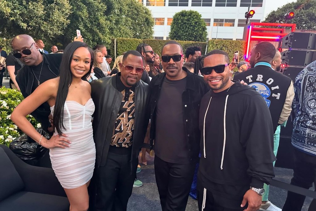 Martin Lawrence and Eddie Murphy with their kids.