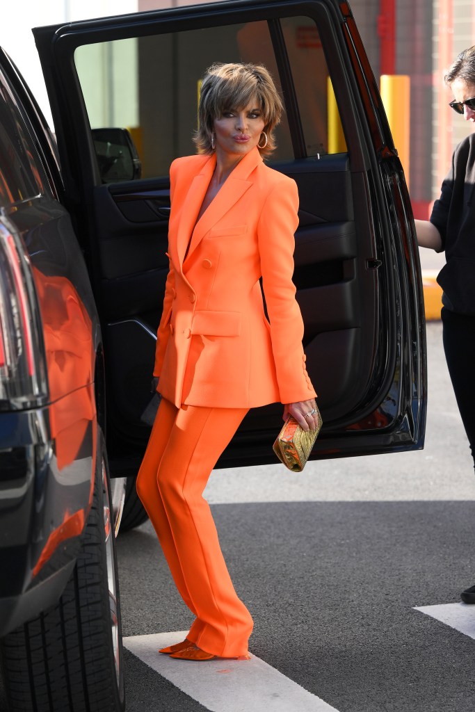 Lisa Rinna throws a kiss while arriving at arriving at Bravocon in New York City.