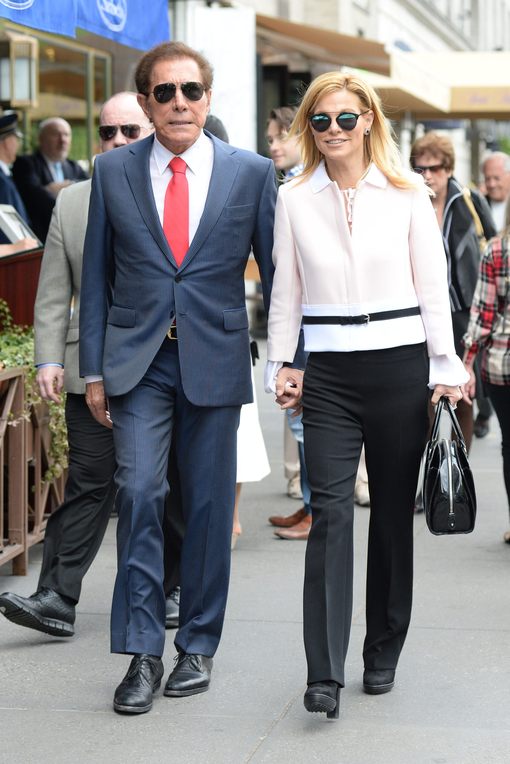 Steve Wynn, Andrea Hissom