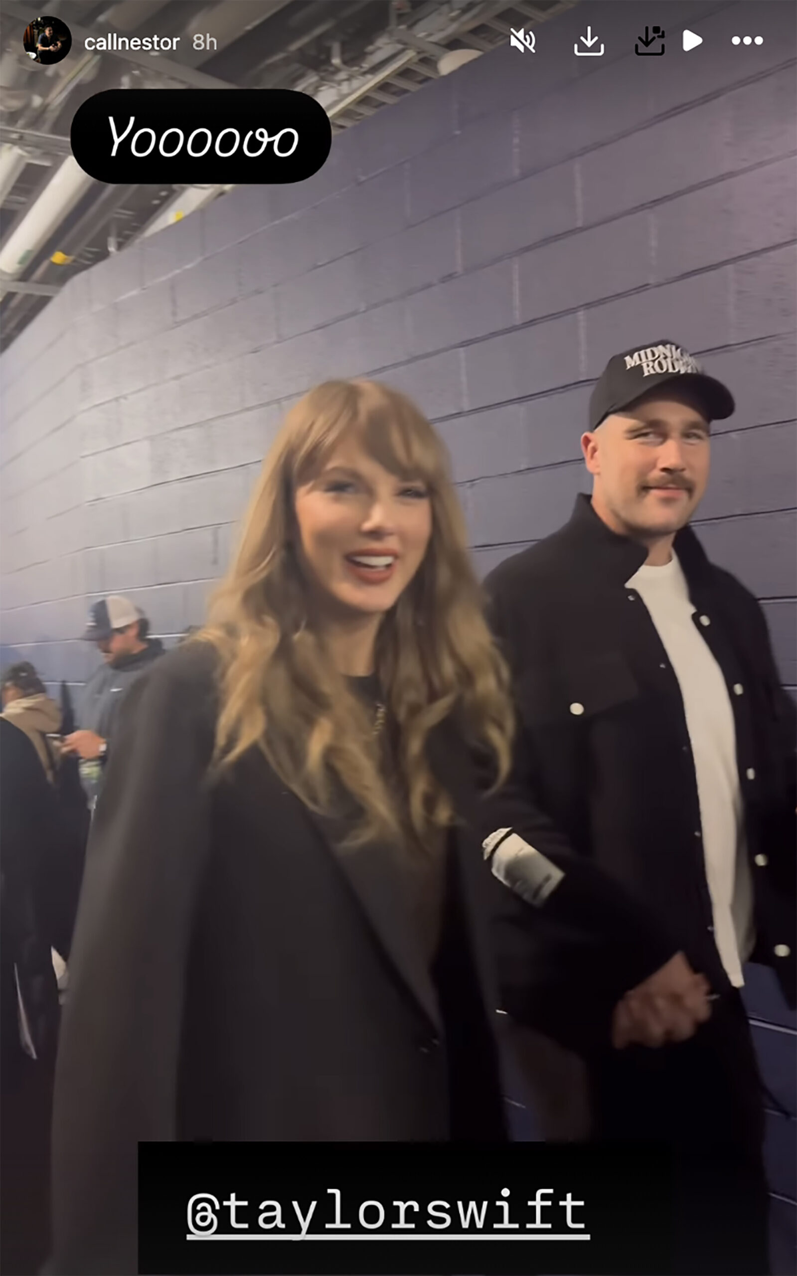 Travis Kelce and Taylor Swift leaving the Yankees-Guardians ALCS game