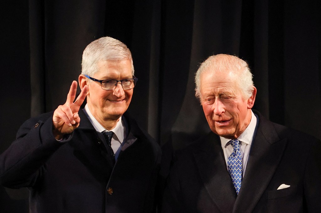 Tim Cook and King Charles.