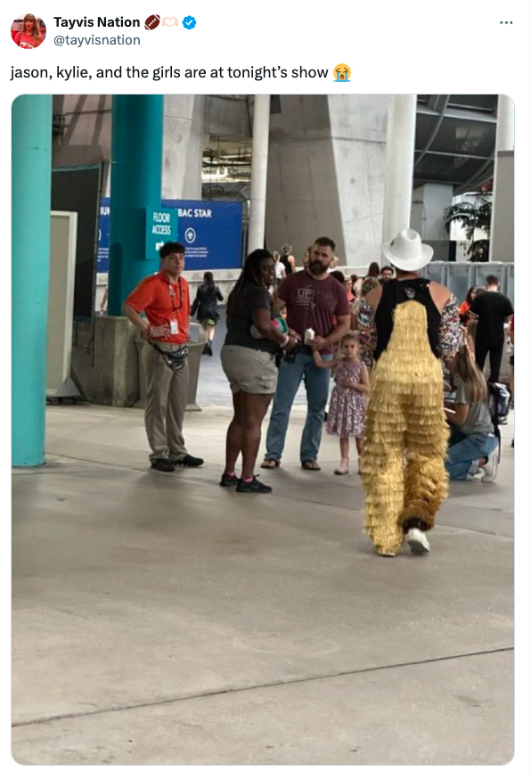 Fan pics of Travis Kelce's family at Taylor Swift's concert on Friday.