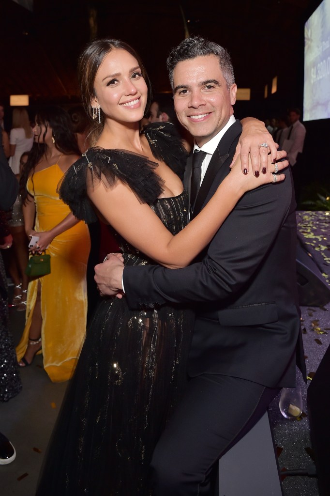 Cash Warren and Jessica Alba hugging