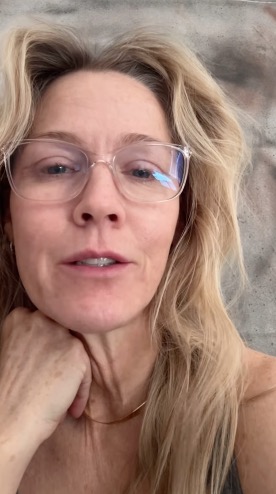 Jennie Garth speaks and cries in Instagram video