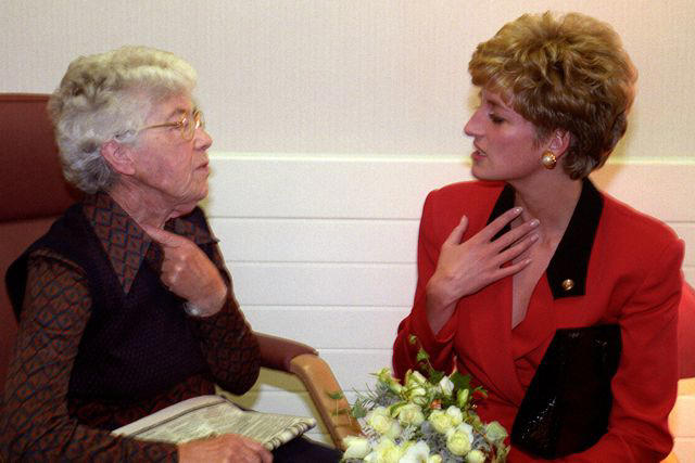 Tony Harris - PA Images/PA Images via Getty Princess Diana speaks to Mrs. Jessie Nesbit at The Royal Marsden Hospital on Oct. 8, 1992.