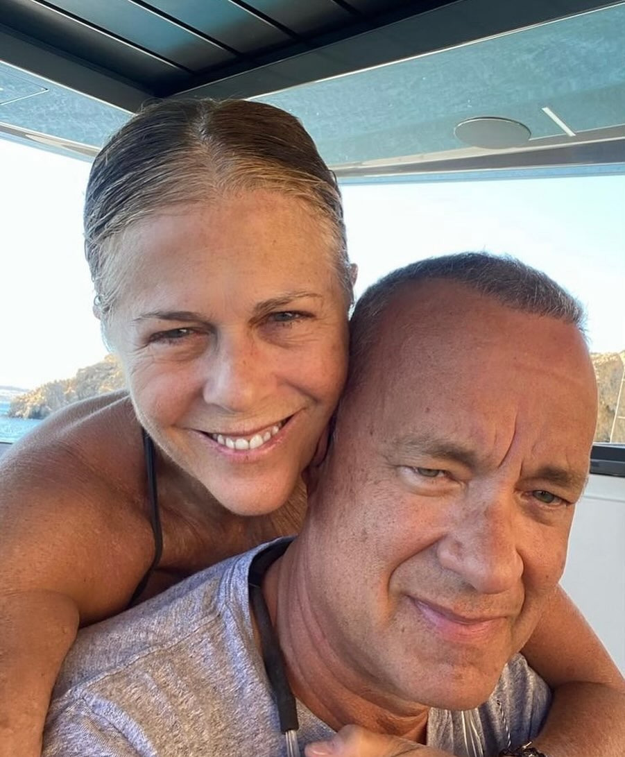 Tom Hanks and Rita Wilson selfie