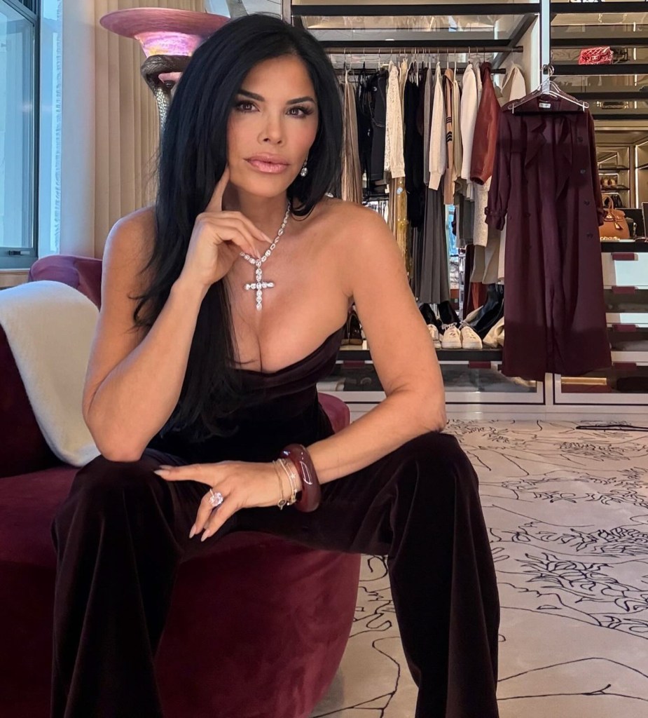 Lauren Sanchez poses in a photo.